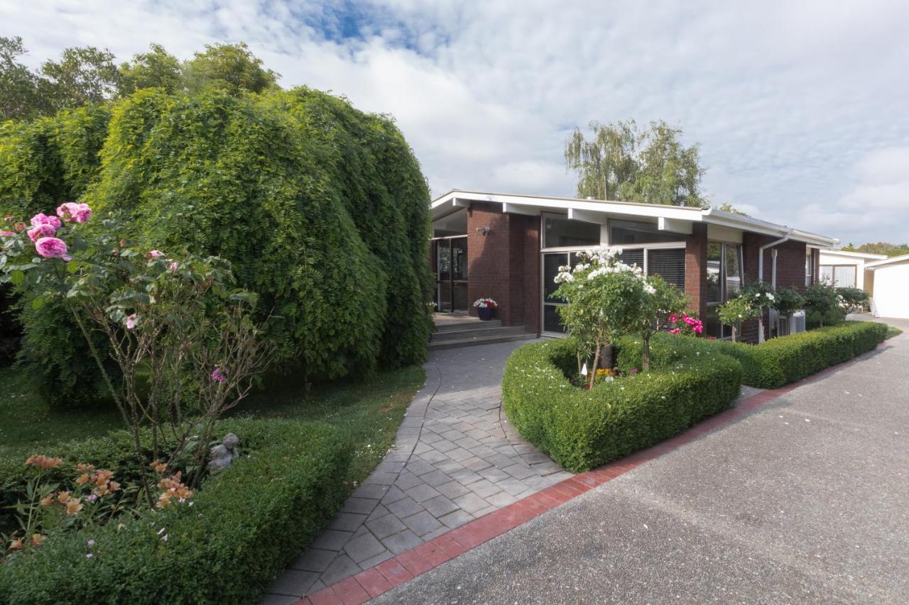Quiet Boutique Generous Breakfast Palmerston North Exterior foto
